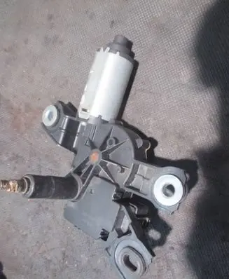 Volkswagen PASSAT B6 Rear window wiper motor 3C9955711A 53032812 355014863