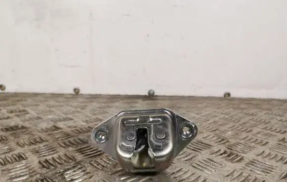 Subaru XV Tailgate/trunk/boot lock/catch/latch 2418
