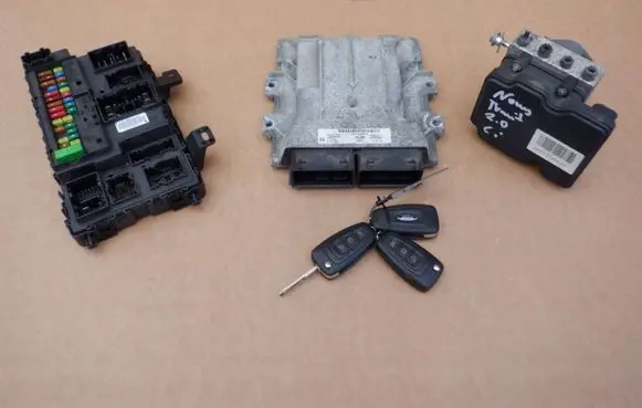 Engine ECU kit and lock set