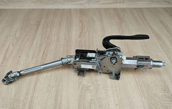 Audi Q3 F3 Steering wheel axle 5Q1419512G