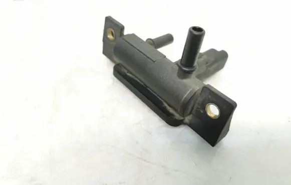 Suzuki Grand Vitara II Turbo solenoid valve 9637705080