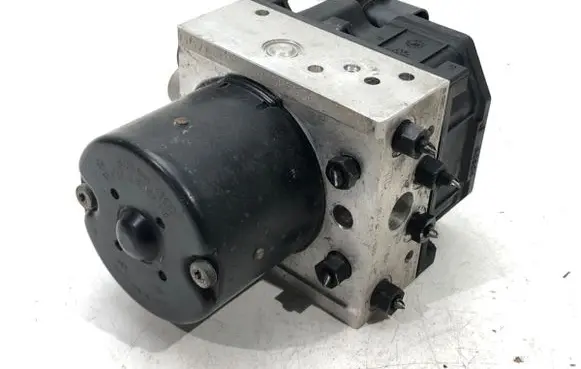 Skoda Fabia Mk1 (6Y) ABS Pump 0265800003