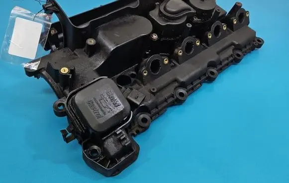 BMW X3 E83 Rocker cam cover 2246997 IMPRK1560393