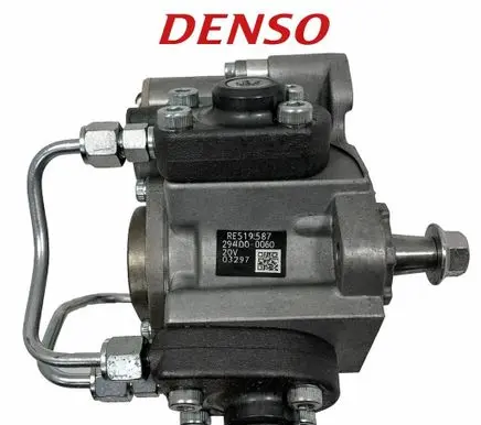 Toyota Verso-S Fuel injection high pressure pump 221001C090