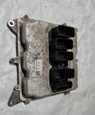 BMW 3 F30 F35 F31 Engine control unit/module ECU 8639594 170524224