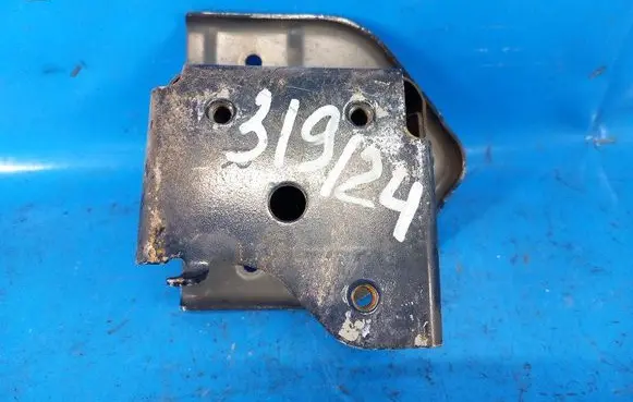 Mitsubishi Outlander Rear bumper mounting bracket 6410B896