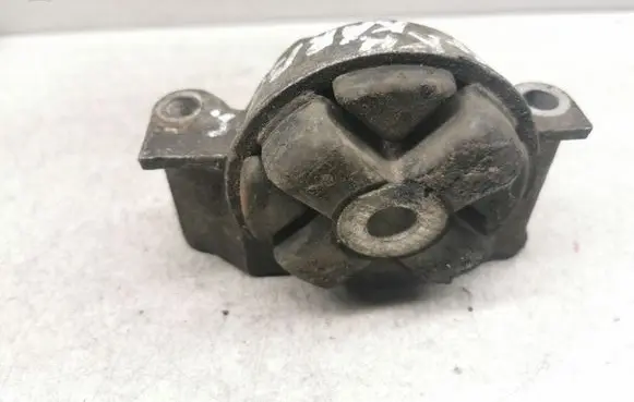 Audi 80 90 S2 B4 Gearbox mount