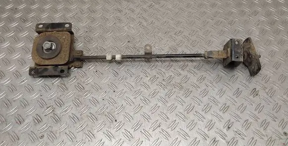 Toyota Sienna XL30 III Spare wheel mounting bracket 