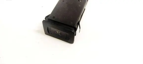 Volkswagen Golf IV Windscreen/window heater switch 1j0953235a 1j0953235b