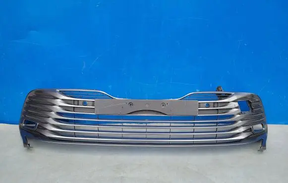 Toyota Camry VIII XV70 Front bumper 5311133020