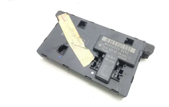 Mercedes-Benz C W203 Door control unit/module A2038206326