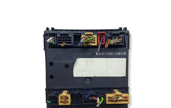 Skoda Fabia Mk1 (6Y) Comfort/convenience module 6Q1937049DKASACJ 6Q1937049D