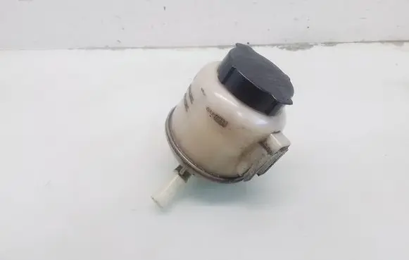 Nissan Murano Z50 Power steering fluid tank/reservoir