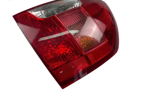 Hyundai Accent Rear/tail lights 924021E088