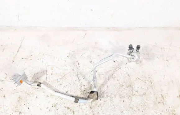 Volvo V60 Air conditioning (A/C) pipe/hose 31694236