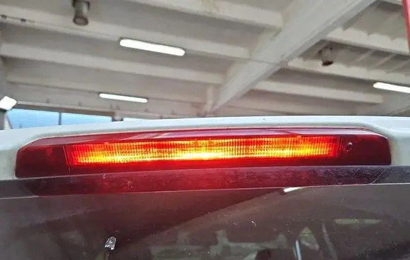 Ford S-MAX Third/center stoplight BS7113A601BF IMPRK1514644