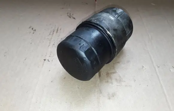 Hyundai Trajet Oil filter mounting bracket NOCODE