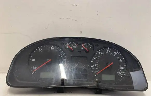 Volkswagen PASSAT B5 Speedometer (instrument cluster) 3B0920922AX VWZ7Z0B5990492 260802201241