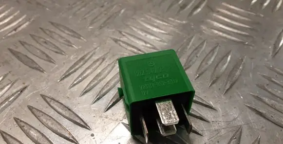 Mercedes-Benz R W251 Other relay 0025422319
