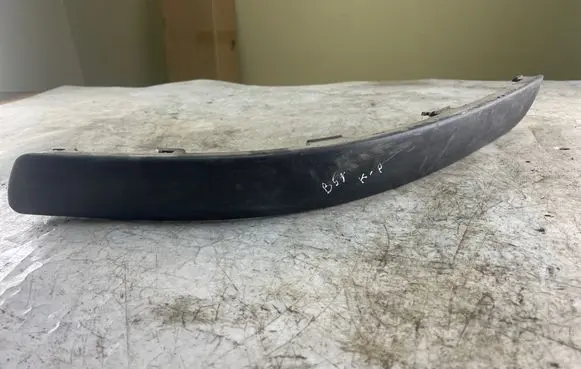 Volkswagen PASSAT B5.5 Front bumper splitter molding 3b0807717d