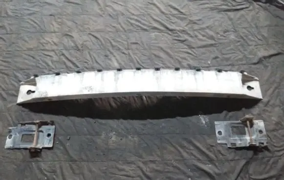 Volvo V70 Front bumper cross member 9151587 9151514
