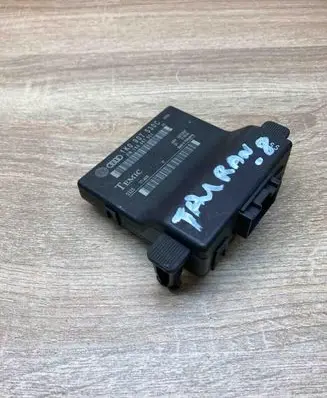 Volkswagen Touran I Gateway control module 1K0907530C