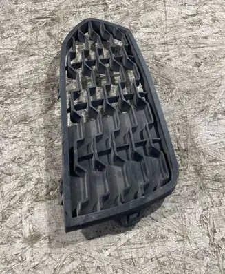 BMW 5 G30 G31 G38 Front bumper lower grill 108336410 384600851