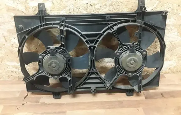 Nissan Almera Tino Fan set 