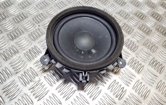 Volvo XC70 Front door speaker 30657445