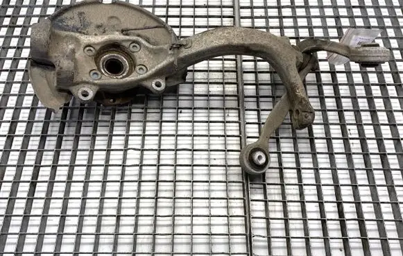 Audi A4 S4 B7 8E 8H Front wheel hub spindle knuckle 