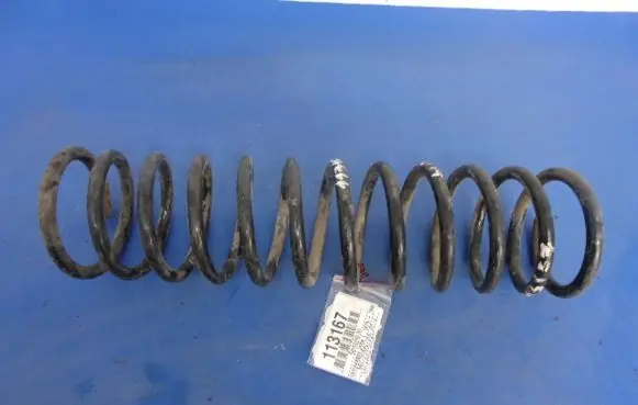 Volkswagen Jetta I Rear coil spring