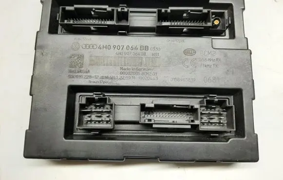 Audi A8 S8 D4 4H Comfort/convenience module 4H0907064BB