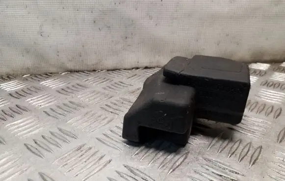Fender foam support/seal