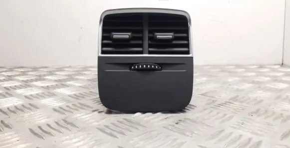 Audi A3 S3 8V Rear air vent grill 8V0819203 8V0857042