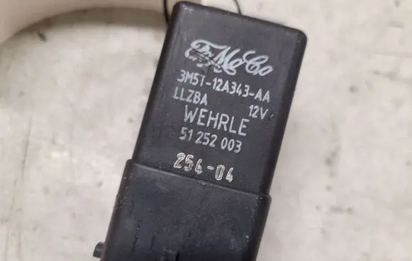 Ford Focus C-MAX Glow plug pre-heat relay 3M5T12A343AA