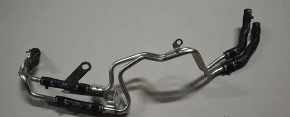 Volkswagen Golf VII Engine coolant pipe/hose 04C121497F