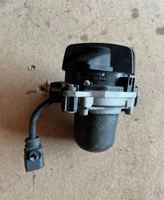 Porsche Cayenne (9PA) Secondary air pump 7L5959253B 18200105AAC