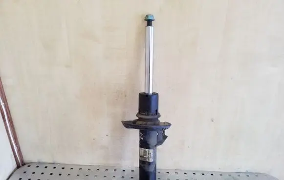 Audi A3 S3 A3 Sportback 8P Front shock absorber/damper 1T0413031DB