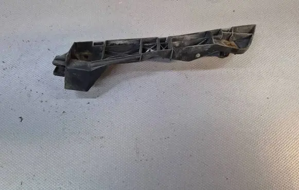 Toyota Avensis T250 Front bumper mounting bracket 5253605020