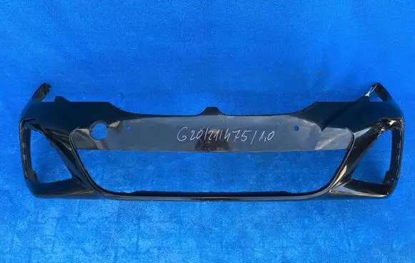 BMW 3 G20 G21 Front bumper 8069364