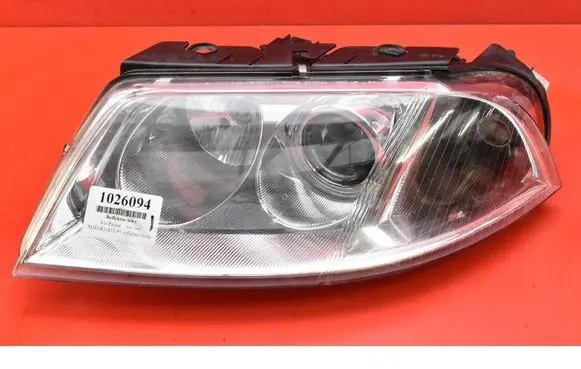 Volkswagen PASSAT B5.5 Headlight/headlamp