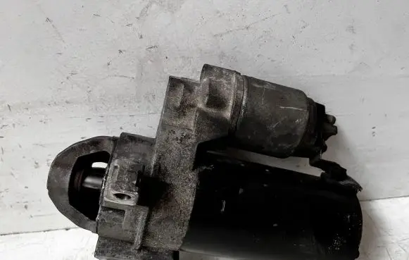 BMW 5 E60 E61 Starter motor 0001115069 20090615