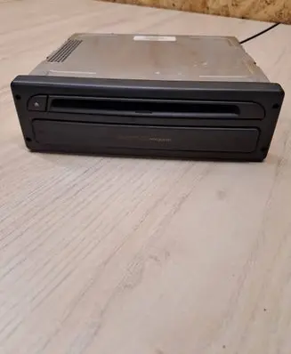Navigation unit CD/DVD player
