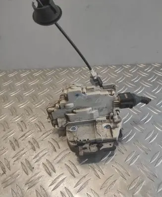 Audi A4 S4 B7 8E 8H Front door lock 8E1837016AA