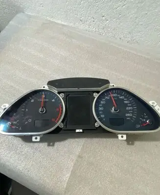 Audi Q7 4L Speedometer (instrument cluster) 4L0920932S 503002461803