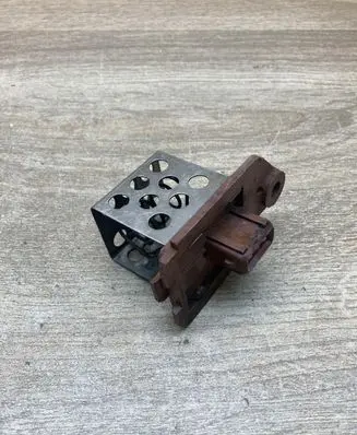 Citroen Xsara Heater blower motor/fan resistor 9641212680