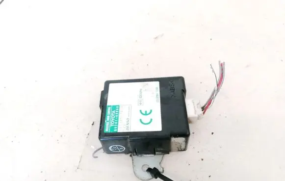 Toyota Avensis Verso Door control unit/module 8974144060 89741-44060