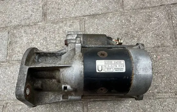 Nissan Terrano Starter motor 233002W200