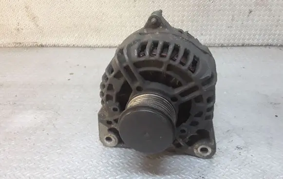 Renault Clio III Generator/alternator 0124425037
