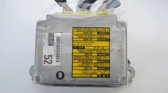 Lexus RX 330 - 350 - 400H Airbag control unit/module 
